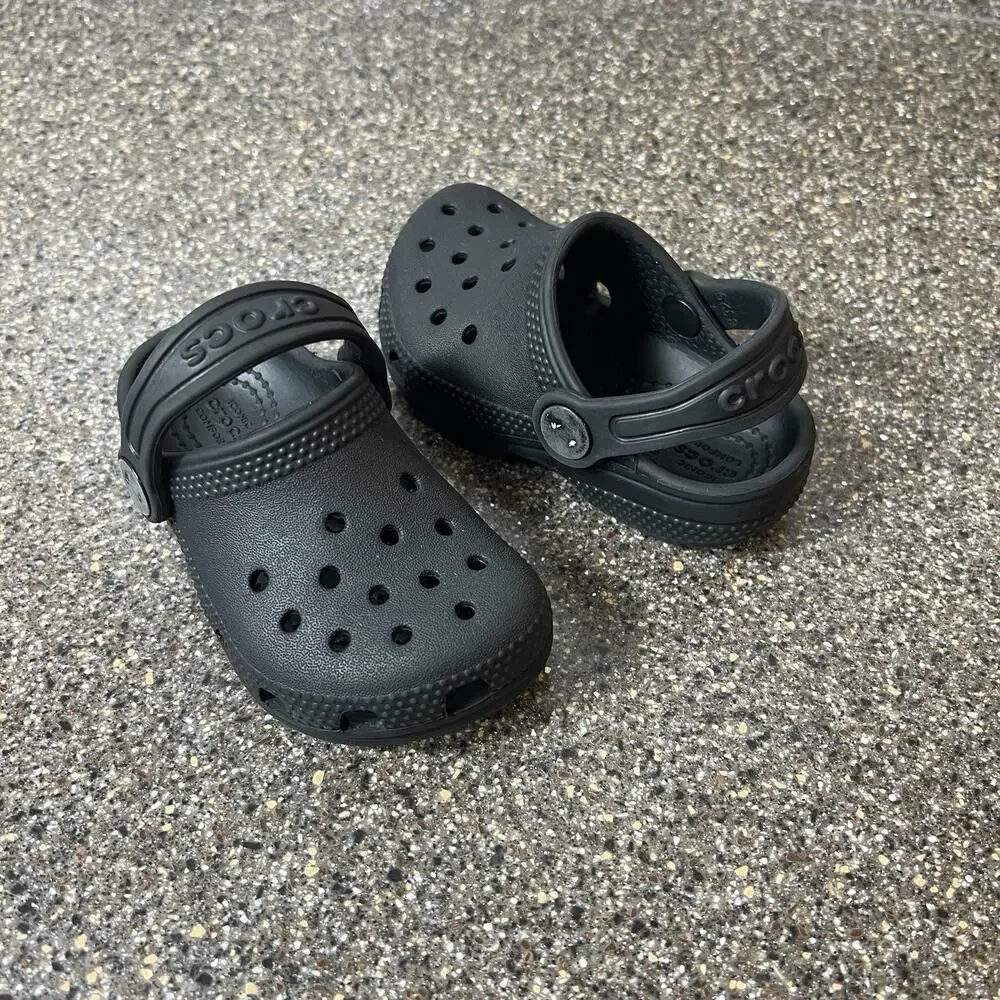 Crocs Iconic Comfort Toddler Little Kids Size 6 Black Clogs Mules Slip On Casual